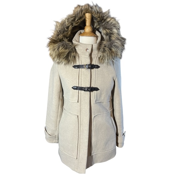 CoffeeShop Beige/Cream Toggle Coat w/attachable Faux Fur Hood Size S - Picture 1 of 14